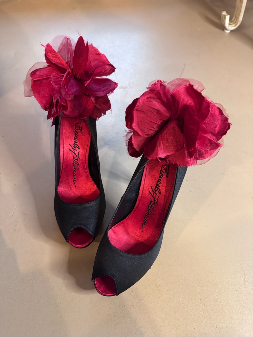 Beverly Feldman NWOT size 9